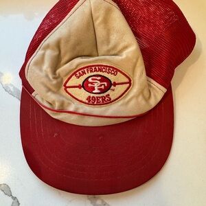 Rare Collectible memorabilia  San Francisco 49ers Vintage Embroidered Cap 1980’s